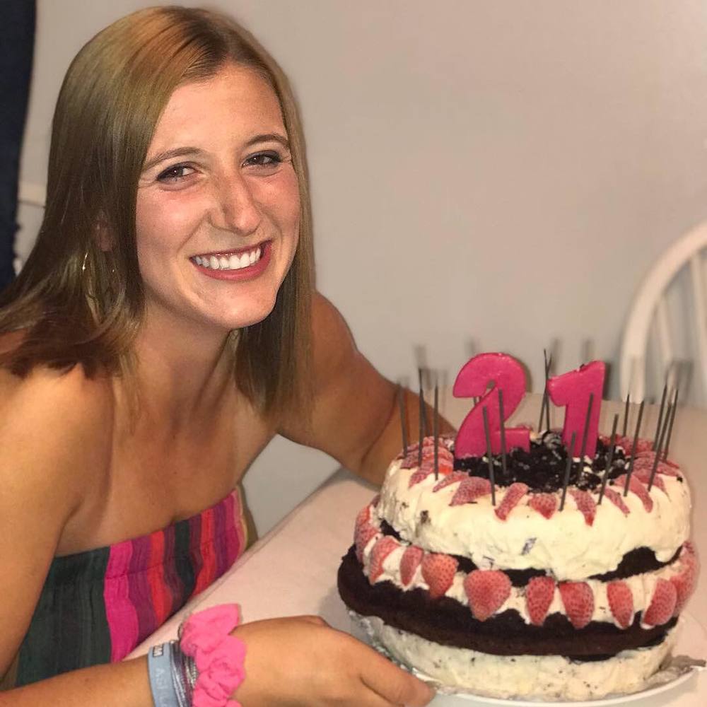 Meet your Posher, Maddie